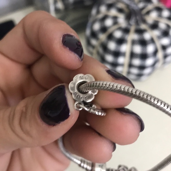 Pandora charm “Sister” - Picture 3 of 3